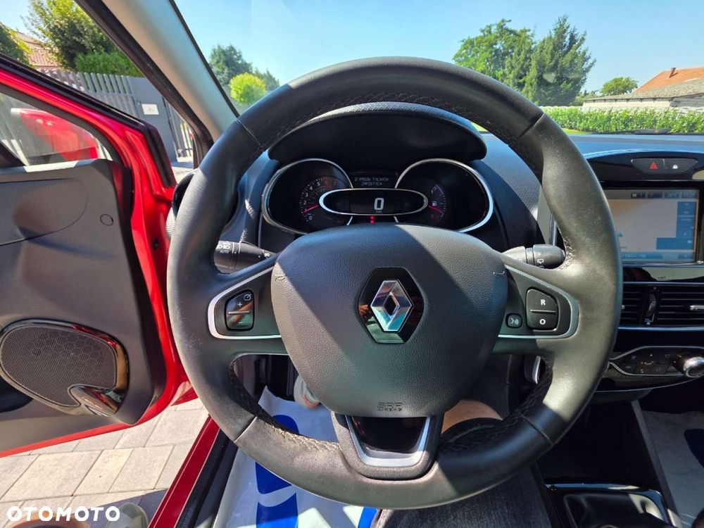 Renault Clio - 14
