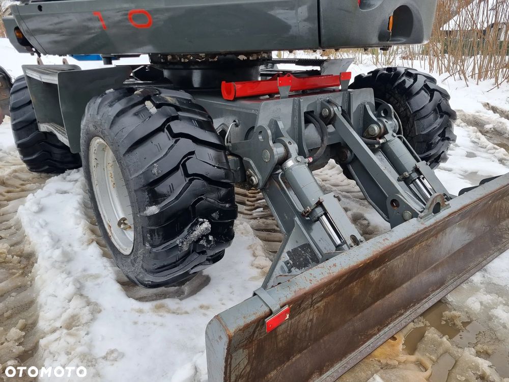 Wacker Neuson EW100 Koparka Kołowa 11 ton. 3x Ramię +ROTOTIL z regulacją szybkości+ Skosowanie Hydr+Pompa ON Łyżki. z Norwegii Jak Nowa z salonu! 2086mtg PERKINS silnik. STABILIZATORY Klima. DEKRA 2026r. Książka serwisowa. Szybkozłącze Hydr. Opcja podpięcia samego wiertła do gleby. - 38