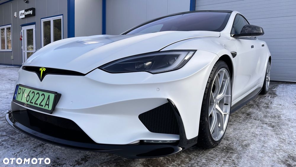 Tesla Model S - 2