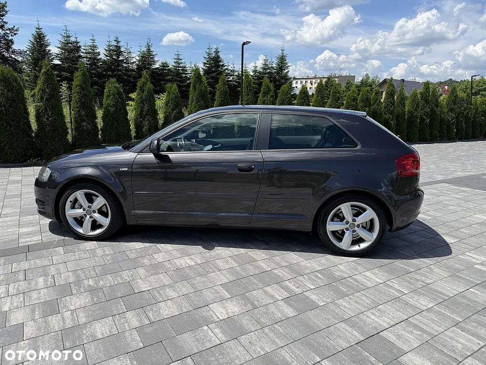 Audi A3 3-drzwiowe 2.0 TDI DPF quattro S line Sportpaket (plus) - 13
