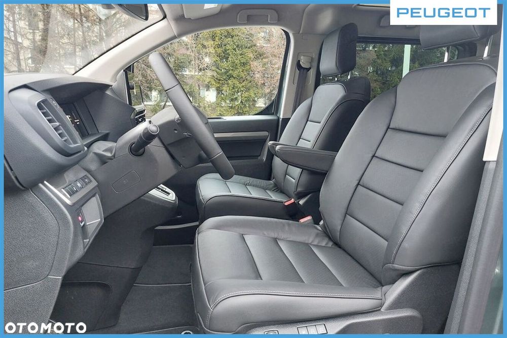 Peugeot Traveller - 16