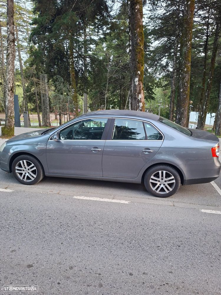 VW Jetta 1.9 TDi Trendline - 6