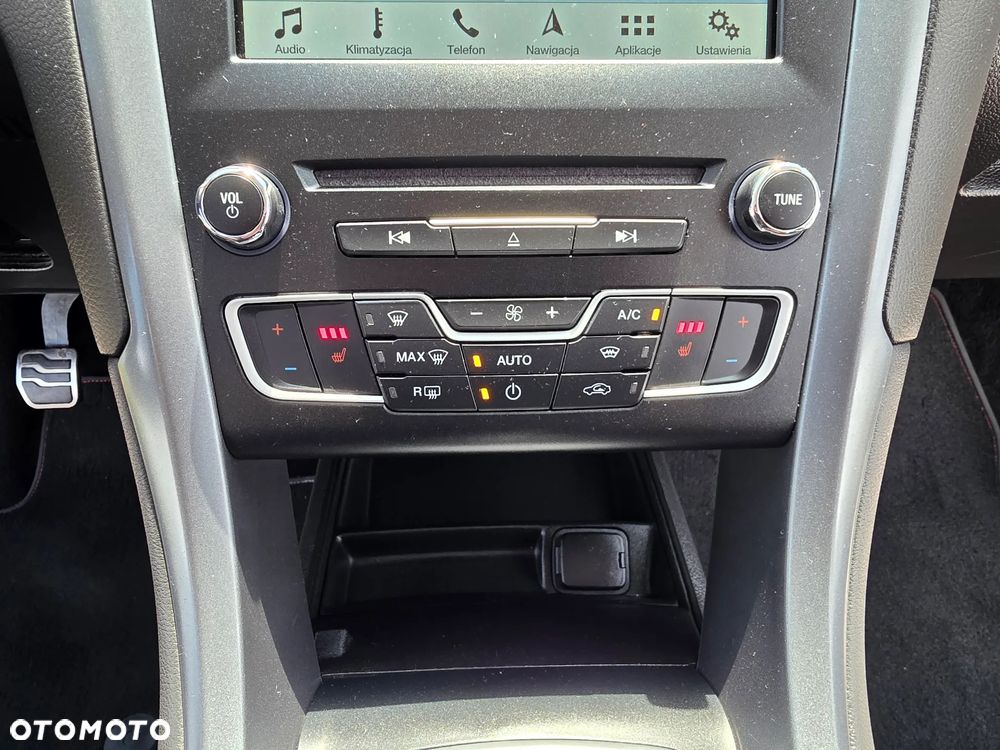 Ford Mondeo 1.5 EcoBoost ST-Line - 26