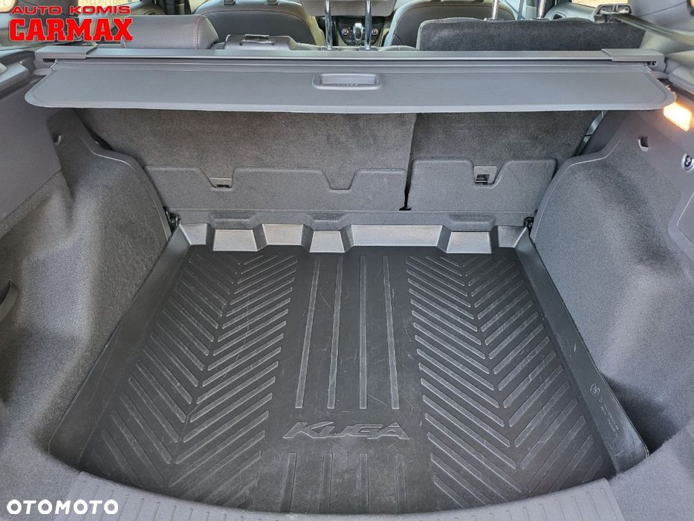 Ford Kuga 2.0 TDCi 2x4 ST-Line - 34