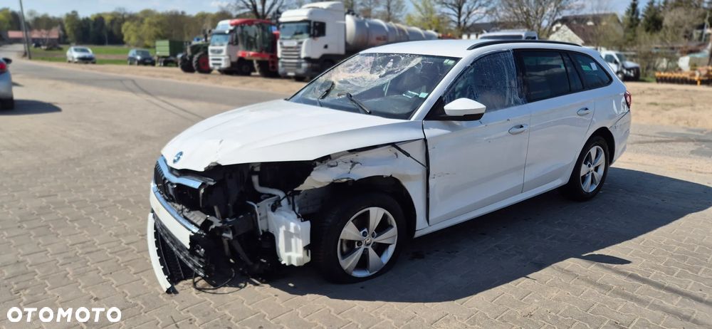 Skoda Octavia 2.0 TDI 4x4 Ambition DSG - 3