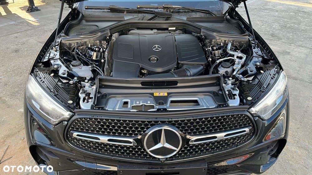 Mercedes-Benz GLC - 22