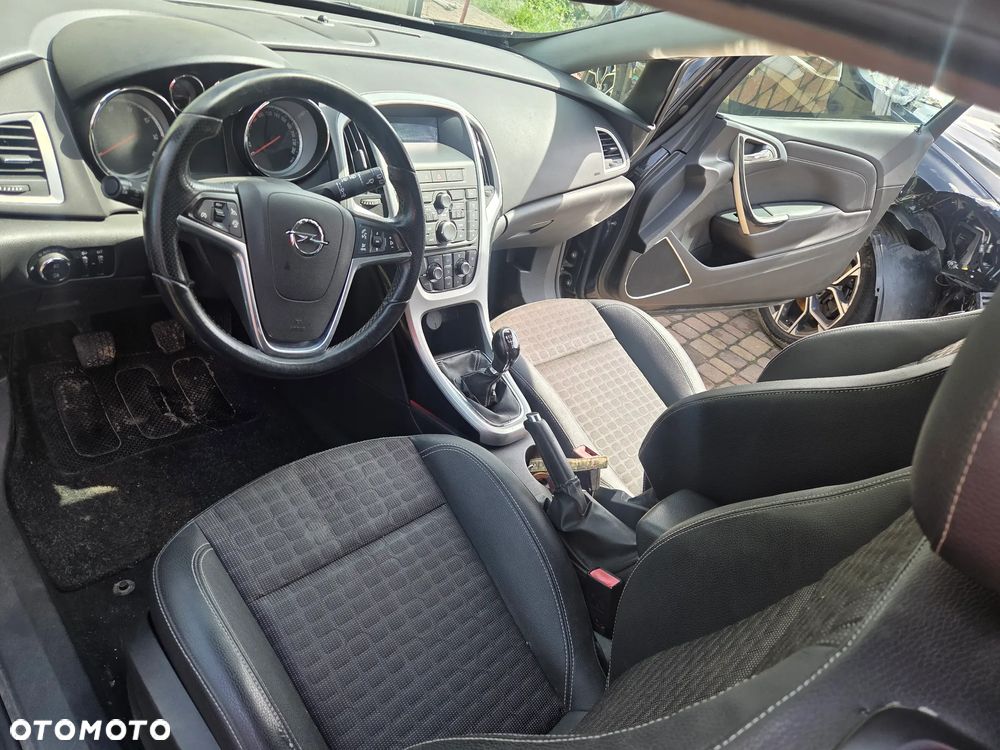 Opel Astra - 10