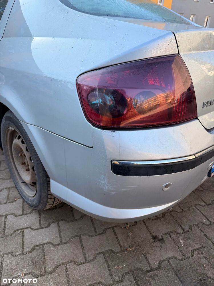 Peugeot 407 - 8