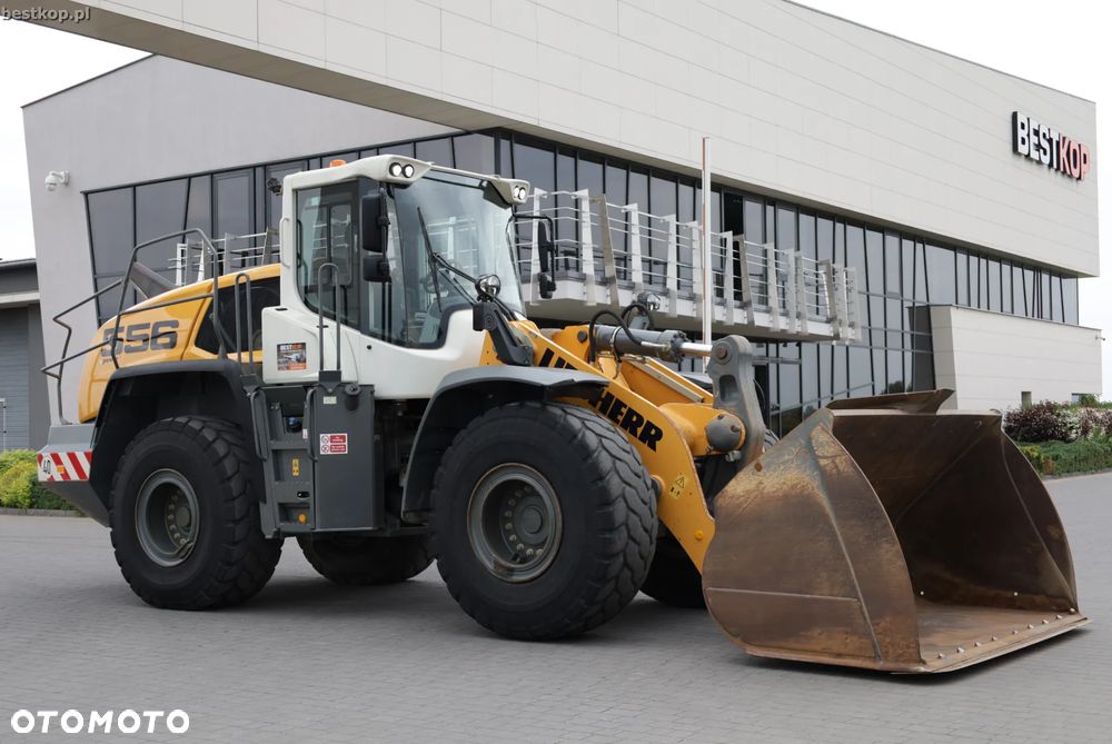 Liebherr 556 XPower - 1