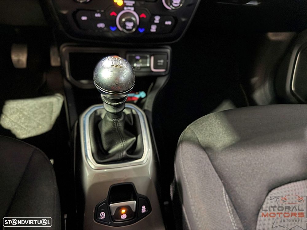 Jeep Renegade 1.0 T Limited - 27