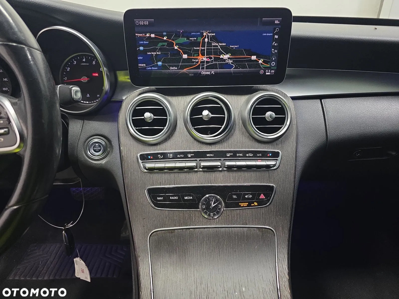 Mercedes-Benz Klasa C 300 T 9G-TRONIC - 8
