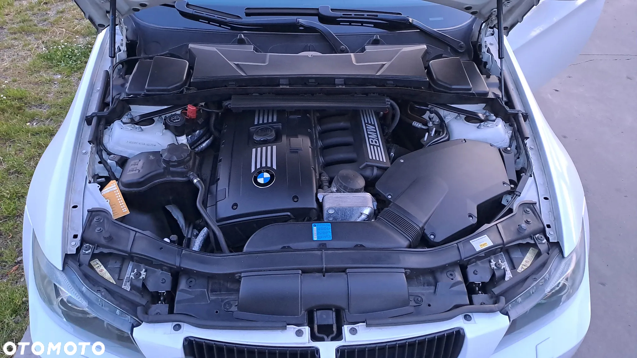 BMW Seria 3 325i - 9