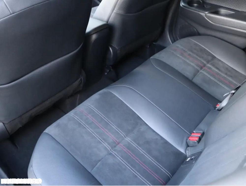 Toyota C-HR 2.0 Hybrid GR Sport - 8