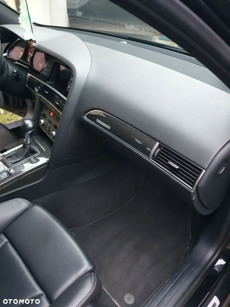 Audi RS6 Avant - 19