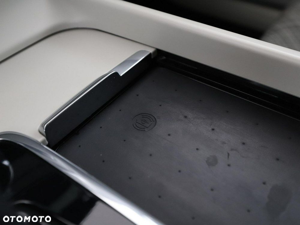 Volvo V60 B4 D Geartronic Momentum Pro - 32