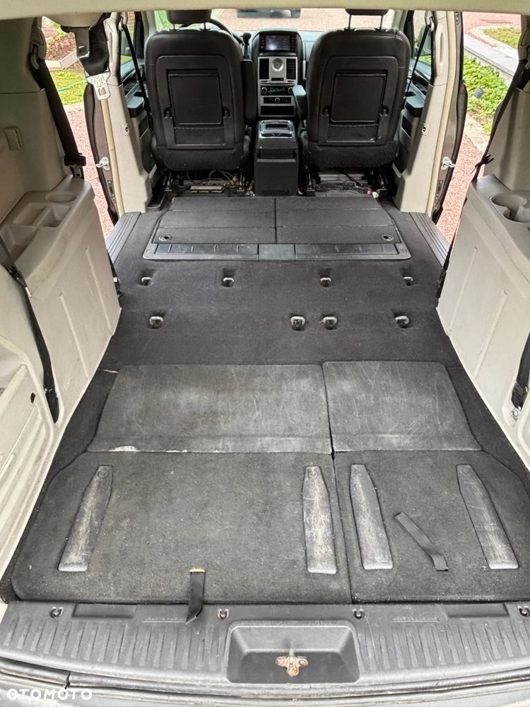 Chrysler Grand Voyager 2.8 CRD Automatik Limited - 36