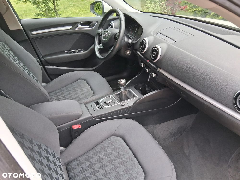 Audi A3 Sportback 1.4 TFSI Attraction - 11