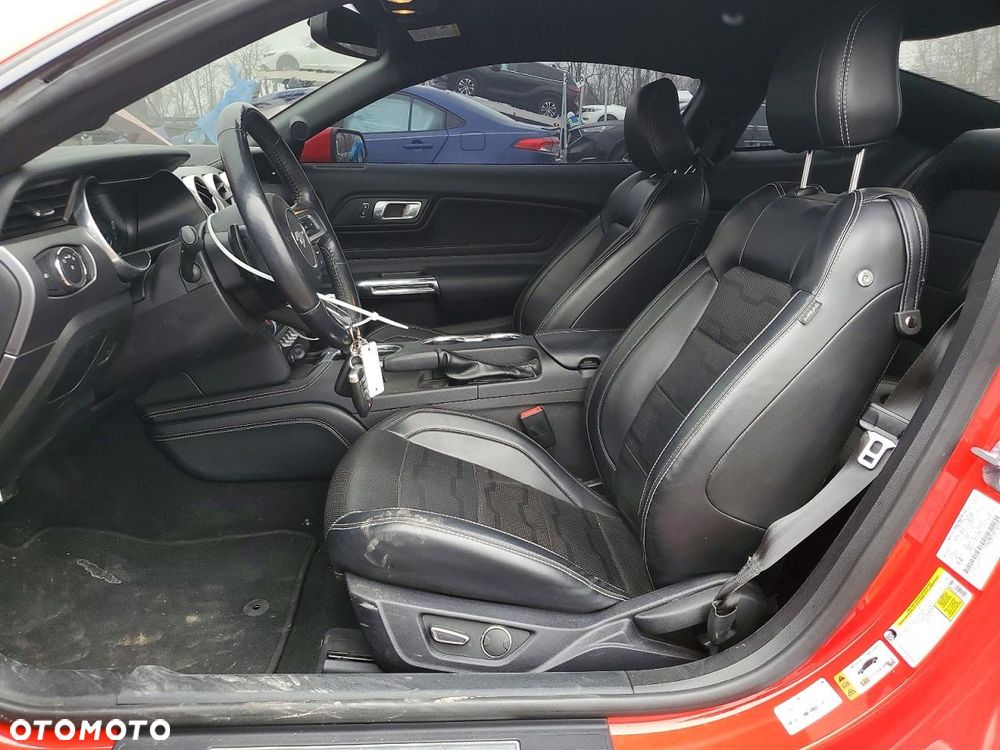 Ford Mustang 5.0 V8 GT - 7
