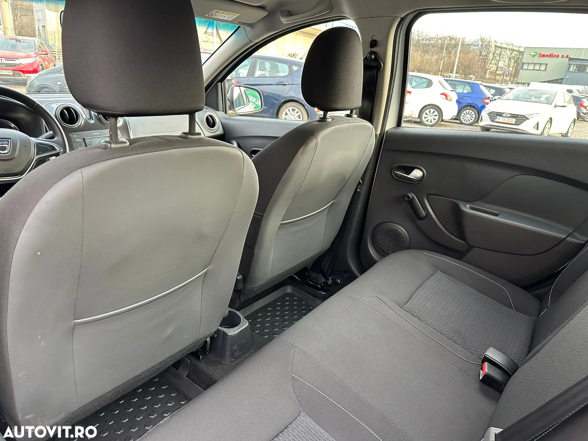 Dacia Logan - 5