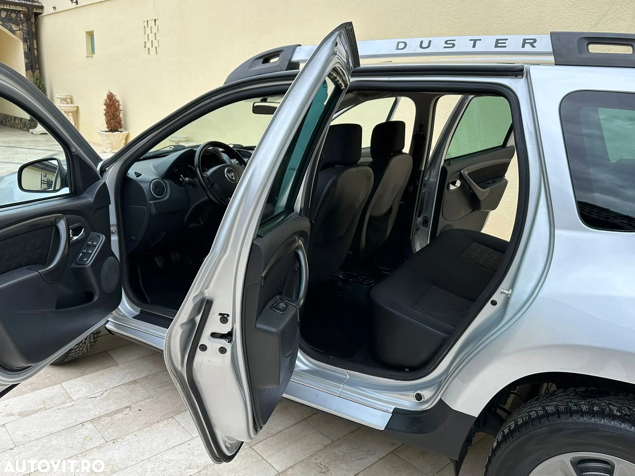 Dacia Duster - 8