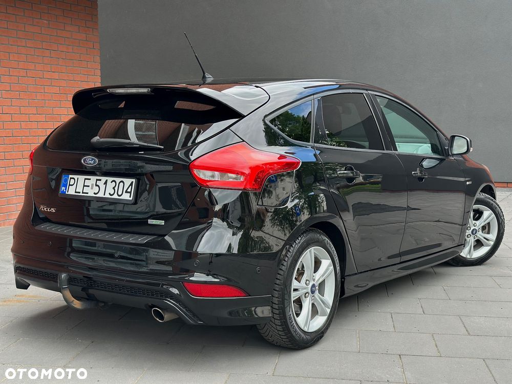 Ford Focus 1.5 EcoBoost STart-Stopp-System ST-LINE - 4