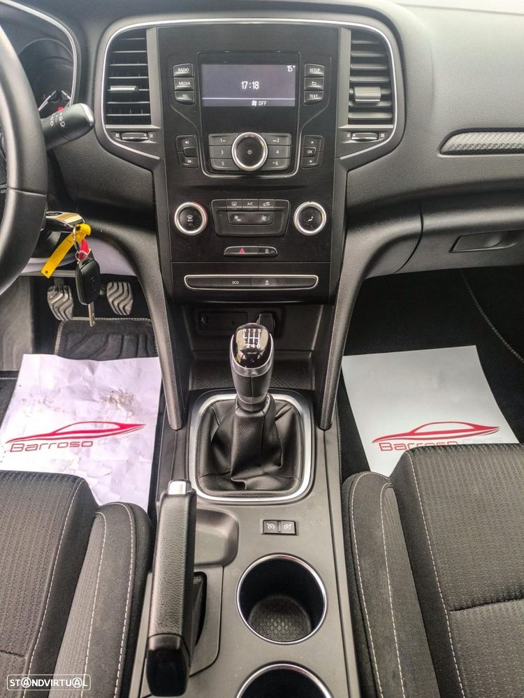 Renault Mégane Sport Tourer 1.5 dCi Zen - 12