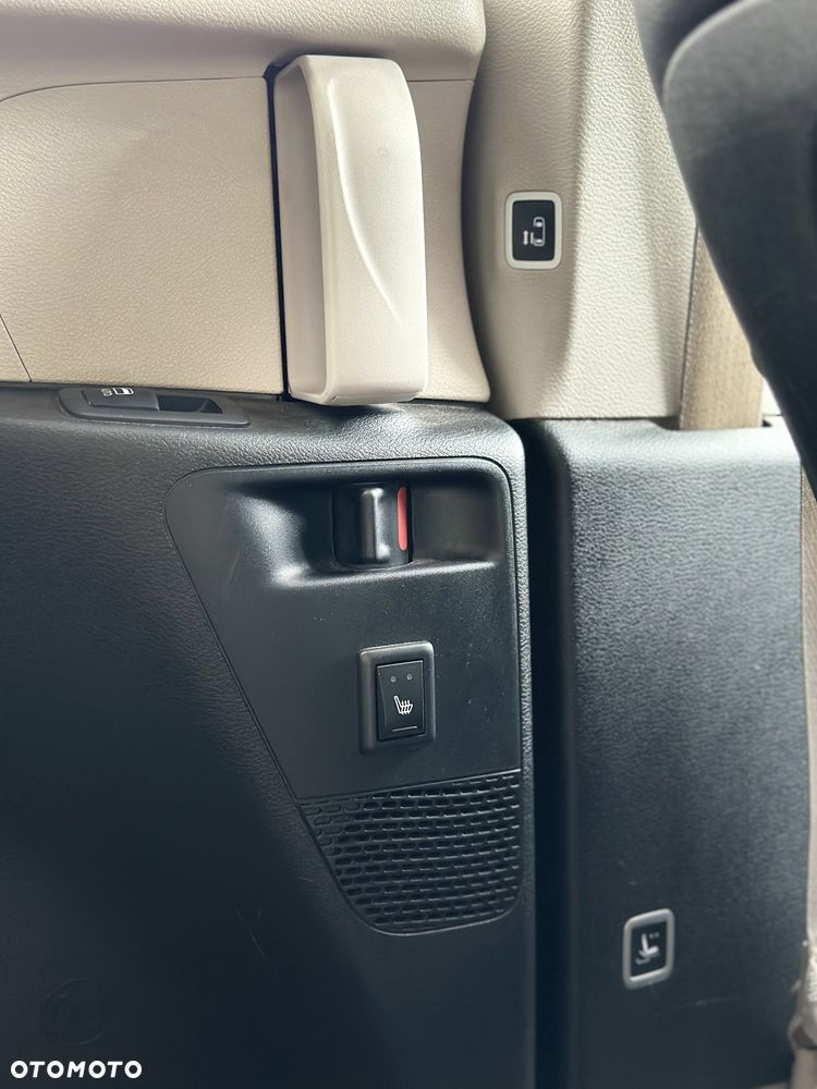 Chrysler Pacifica - 37