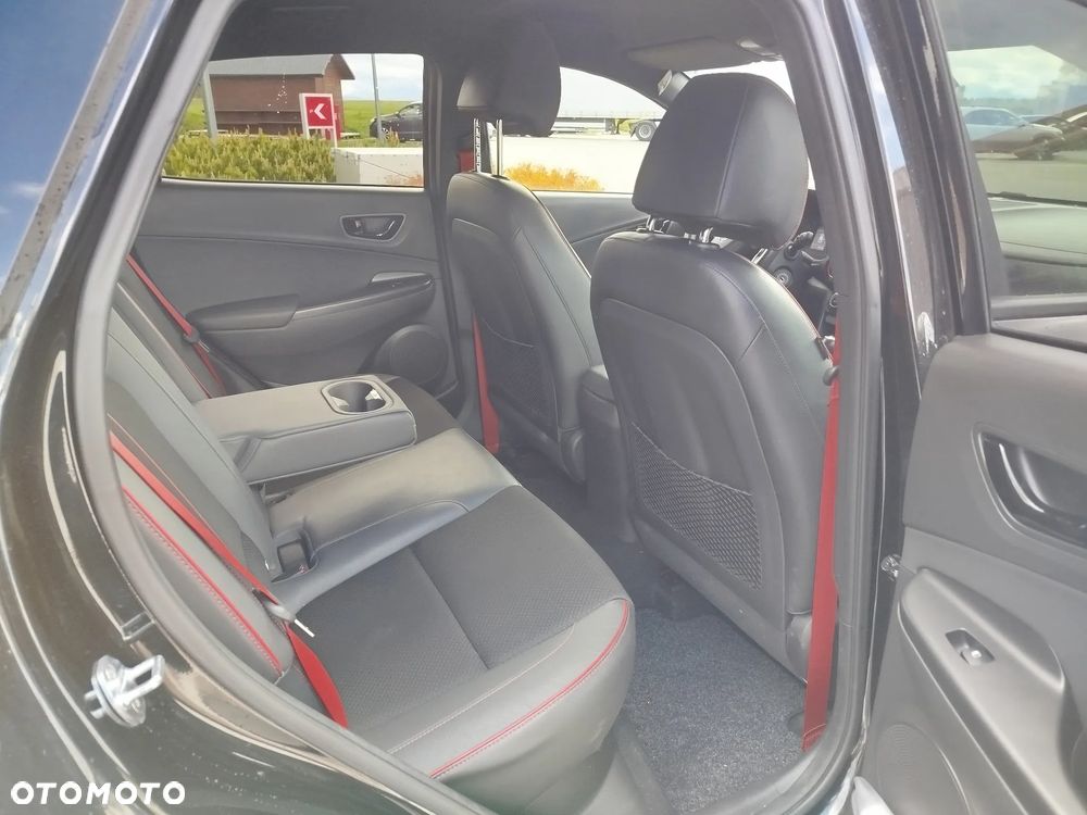 Hyundai Kona 1.6 CRDi DCT 4WD Premium - 8