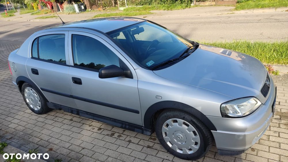 Opel Astra - 3