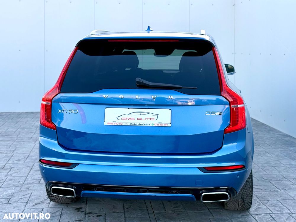 Volvo XC 90 D5 AWD Geartronic RDesign - 11