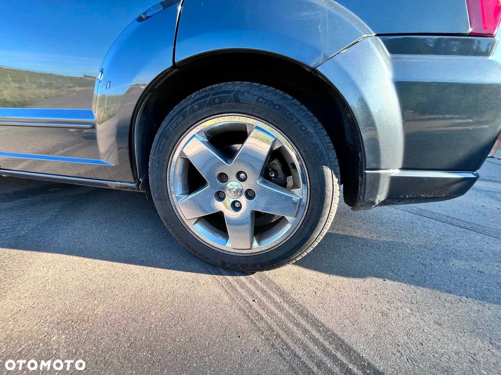 Dodge Caliber - 5