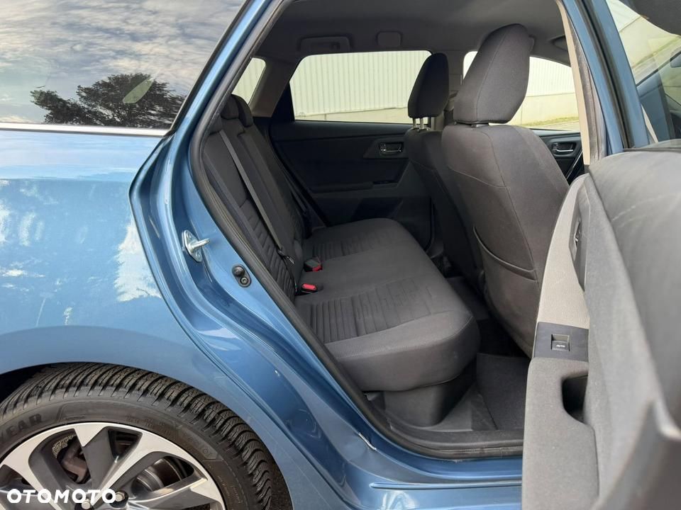 Toyota Auris Hybrid 135 Premium - 18