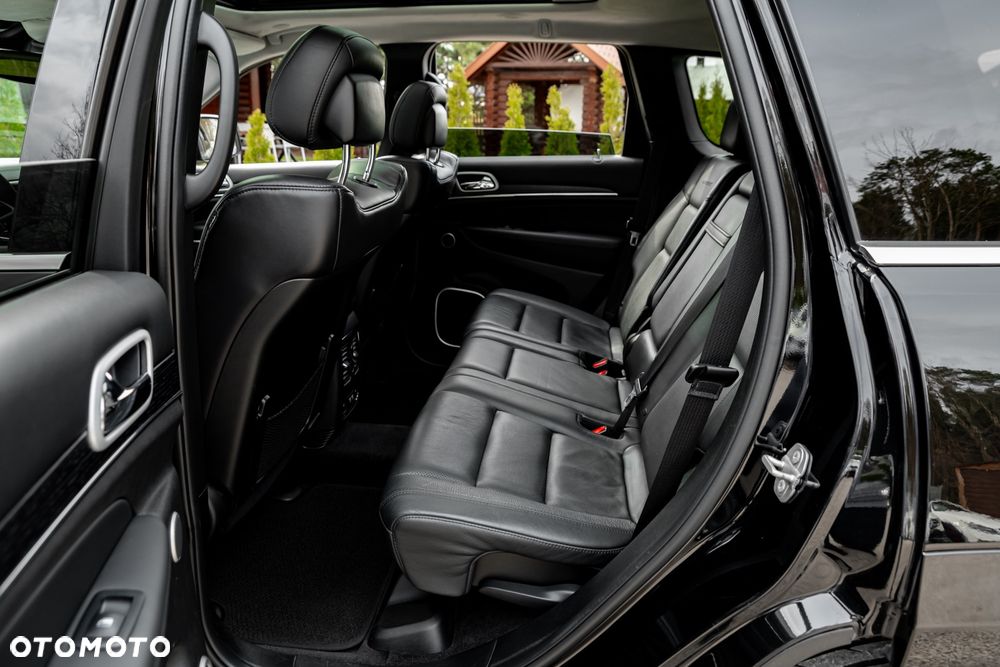 Jeep Grand Cherokee 3.0 CRD Overland Summit - 19