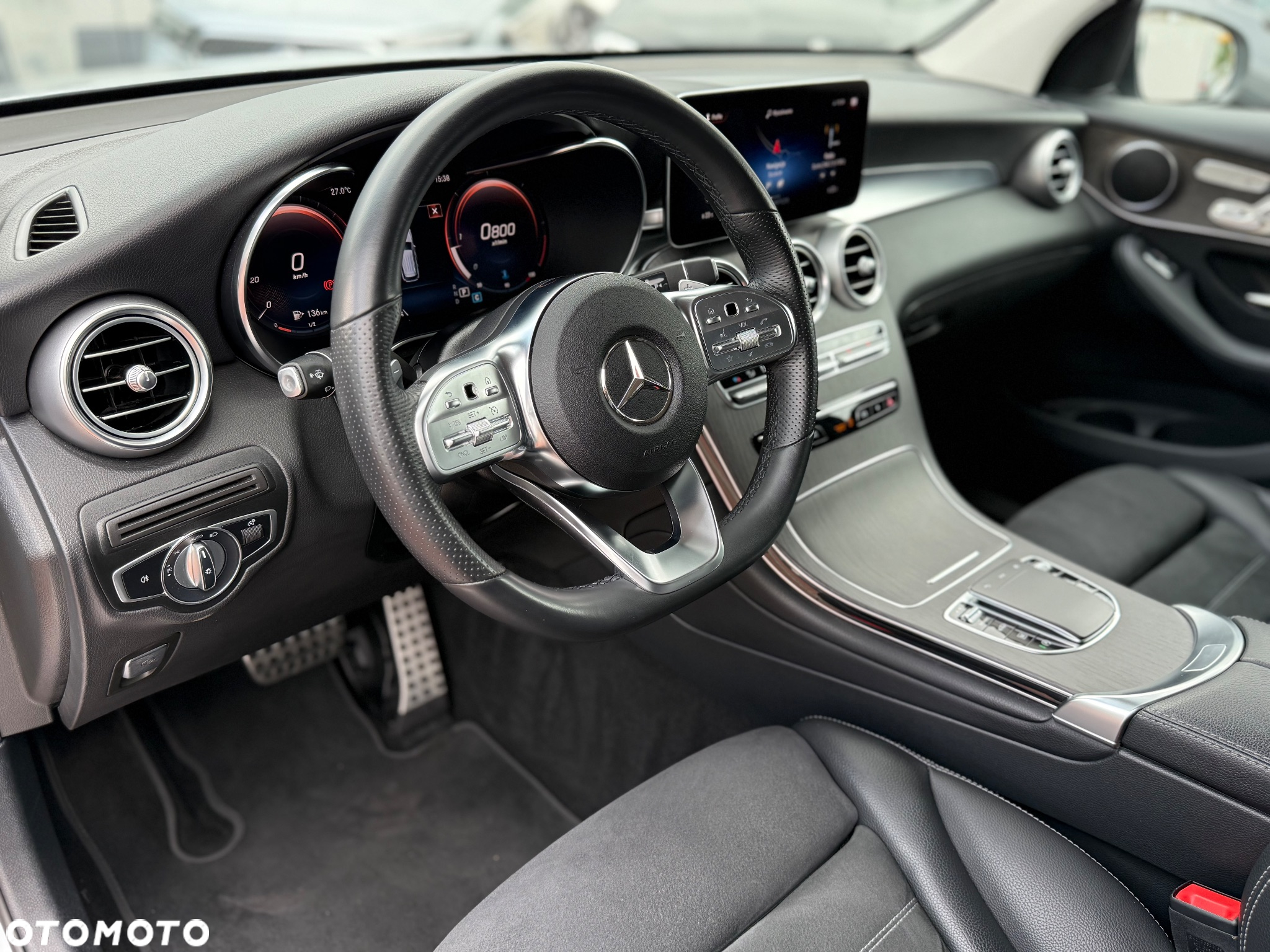 Mercedes-Benz GLC 220 d 4Matic 9G-TRONIC AMG Line Plus - 7