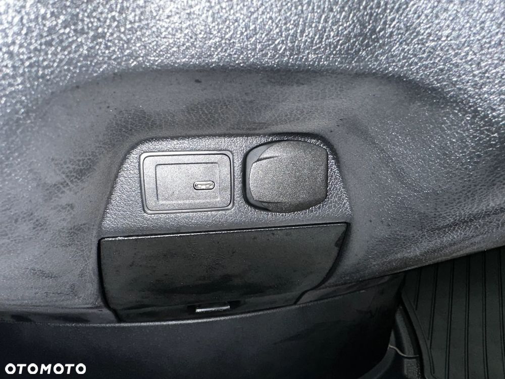 Mercedes-Benz Sprinter 319 CDI Furgon SELECT - 18