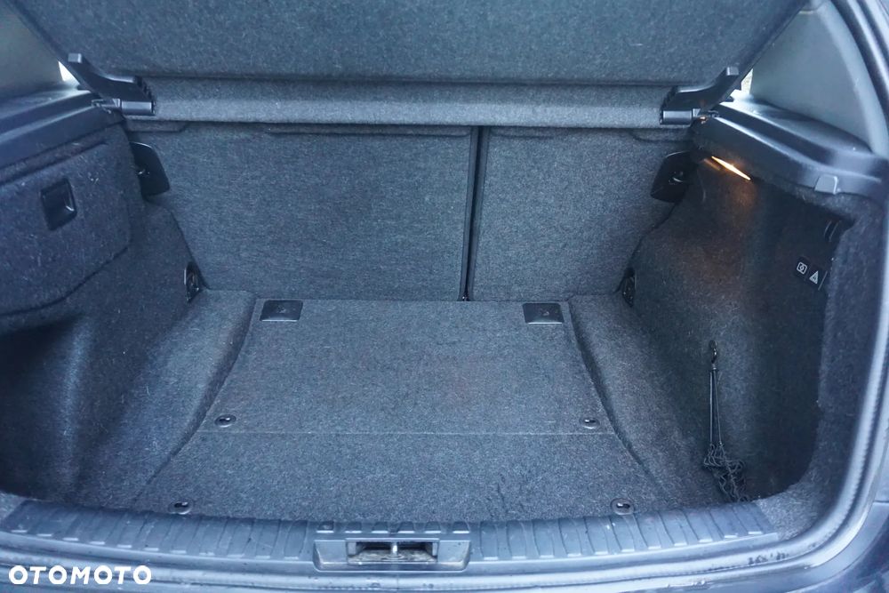 BMW Seria 1 118d DPF - 31