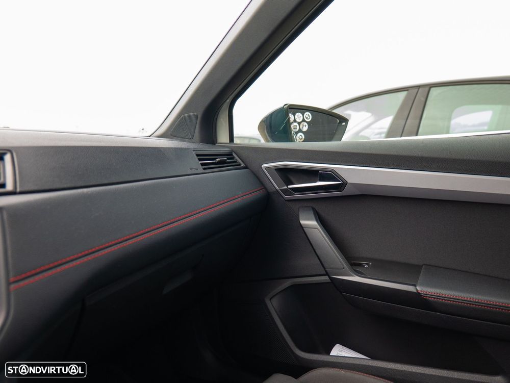 SEAT Arona 1.0 TSI FR - 22