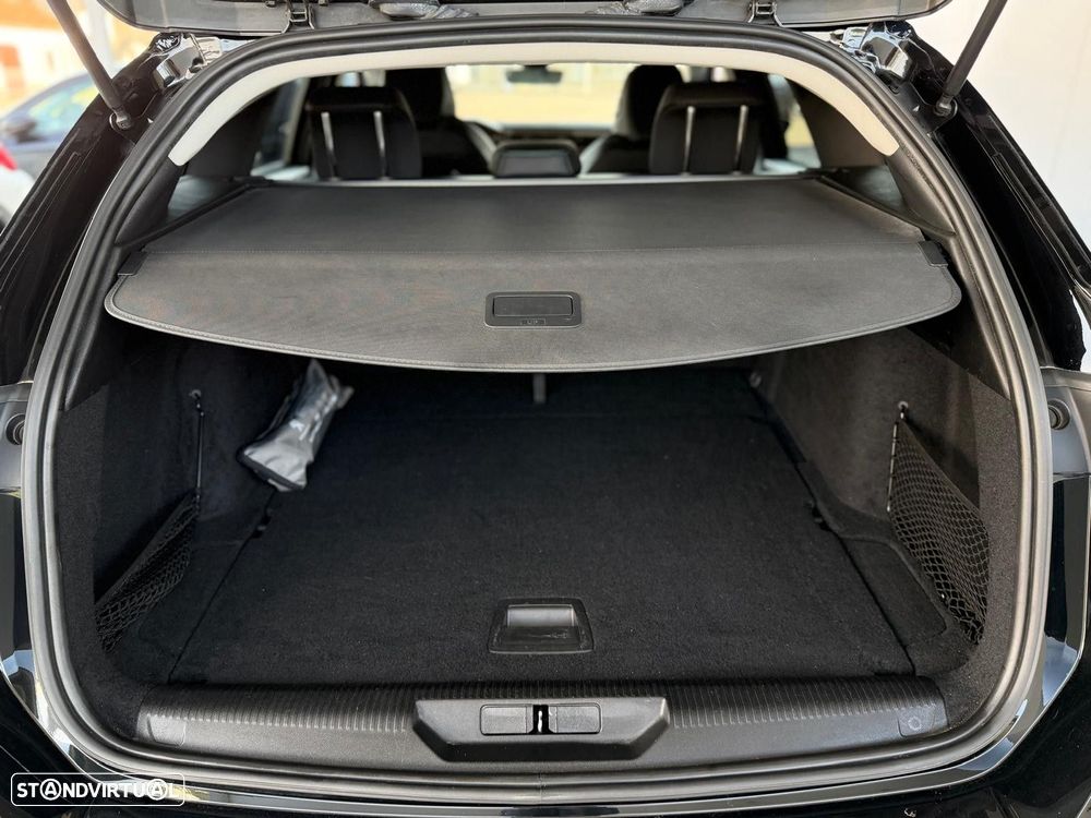 Peugeot 308 SW 1.5 BlueHDi Allure - 29