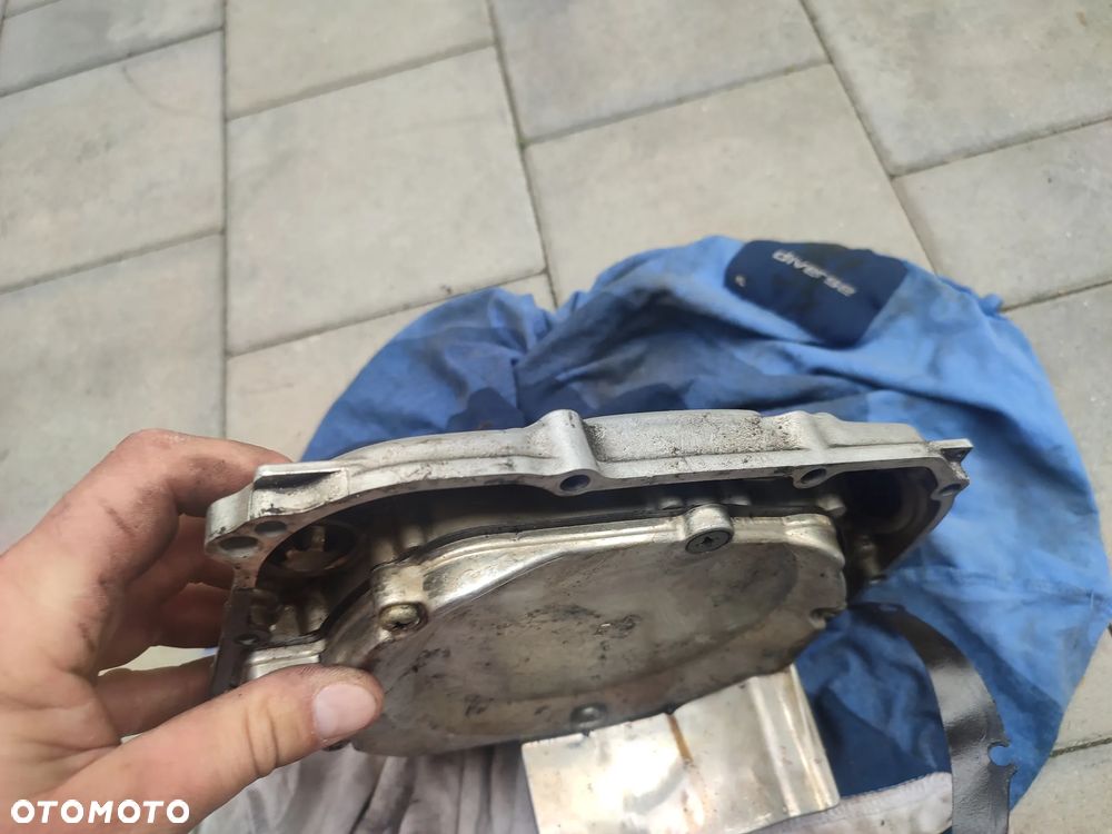 Dekiel, pokrywa silnika Yamaha Thunderace 1000 - 6