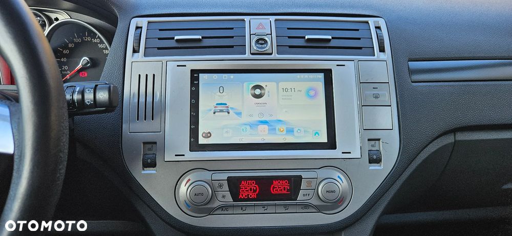 Ford Kuga 2.0 TDCi 2x4 Titanium - 16