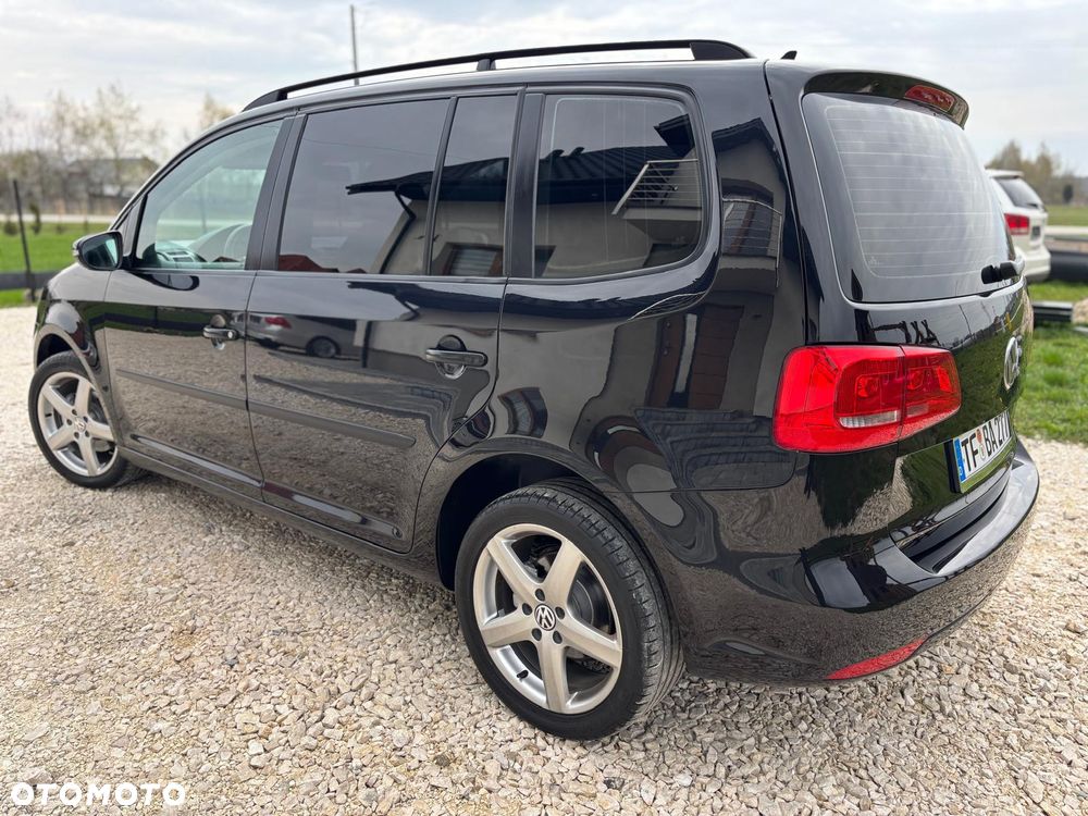 Volkswagen Touran 1.6 TDI DPF BlueMotion Technology Trendline - 22