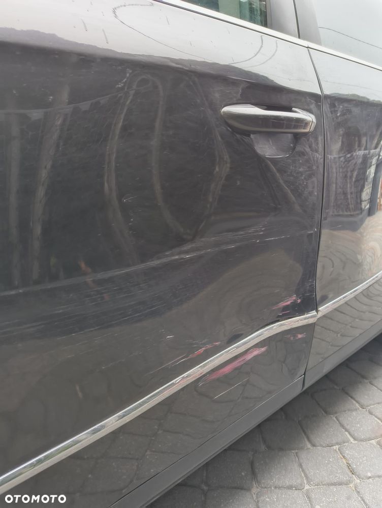 Volkswagen Passat - 16