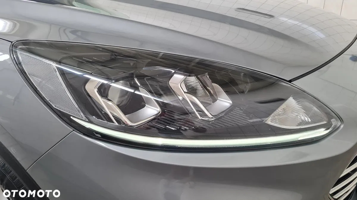 Ford Kuga 2.5 Duratec FHEV TITANIUM - 33