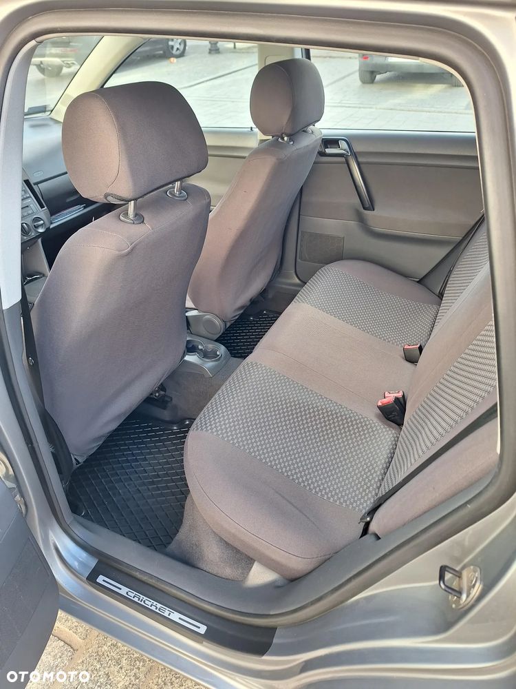 Volkswagen Polo 1.4 FSI Cricket - 11