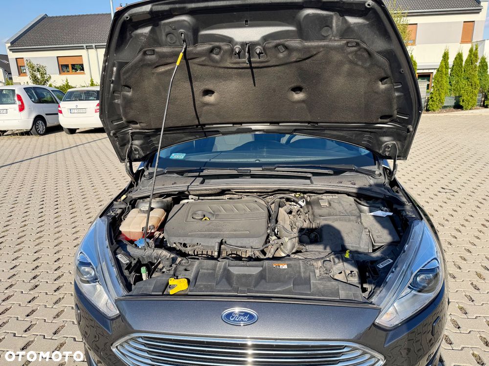 Ford Focus 1.5 EcoBoost Titanium ASS - 28