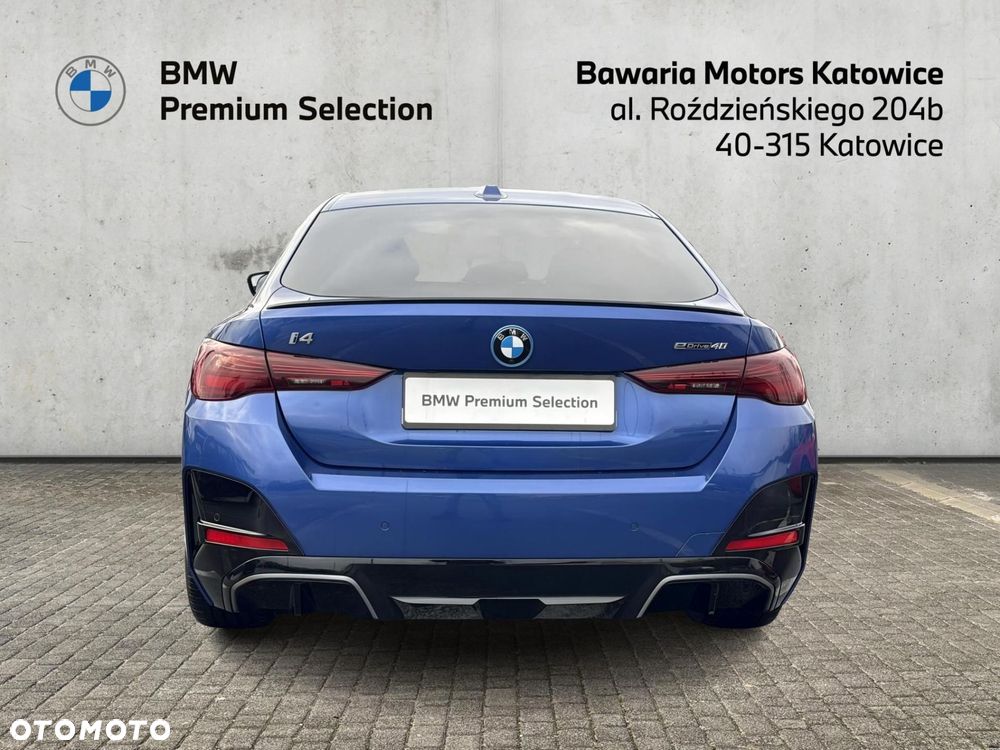 BMW i4 - 11