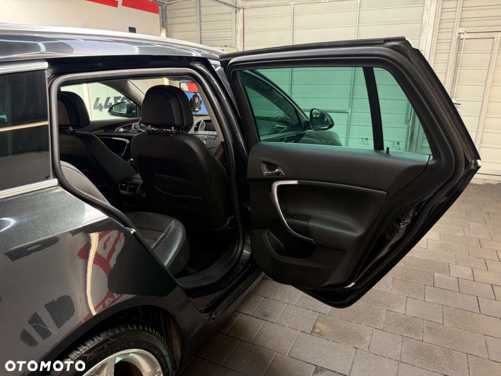 Opel Insignia - 32