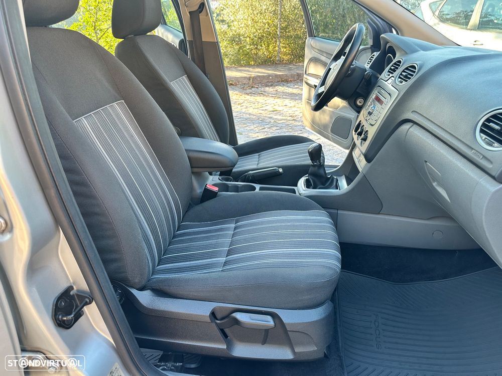 Ford Focus 1.6 TDCi Trend - 13