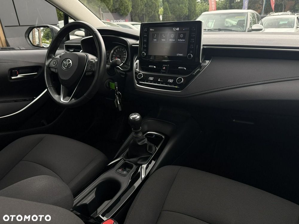 Toyota Corolla 1.5 Comfort - 16