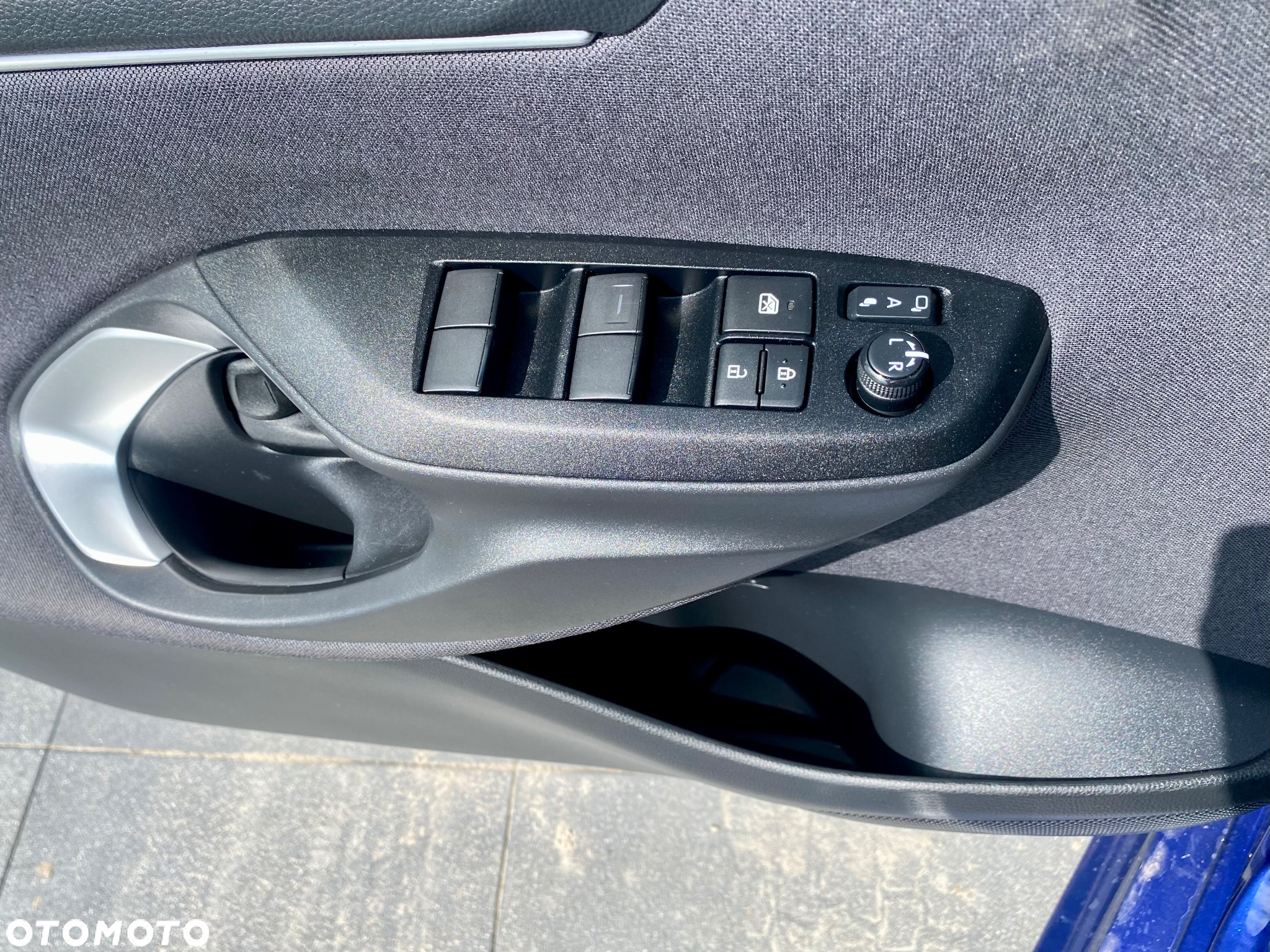 Toyota Yaris Hybrid 1.5 Executive - 16